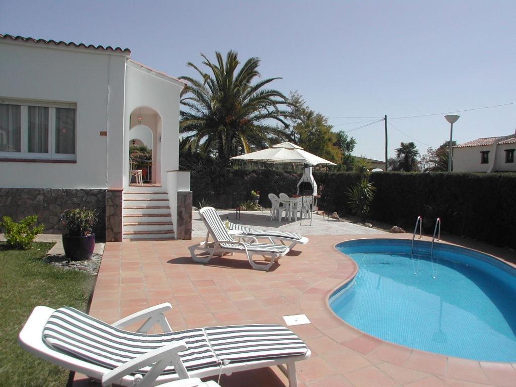Alemanya 22 privat pool Villa L'Estartit Bagian luar foto